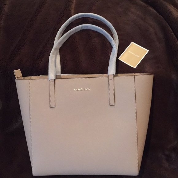 MICHAEL Michael Kors Handbags - Michael Kors Rivington Bag, color is Oyster